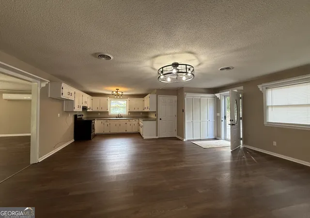 Photo 3 of Single family home for sale at 818 Ridge Ave, Thomson, GA 30824 | MLS# 10832712 | Listing updated on 2026-09-08