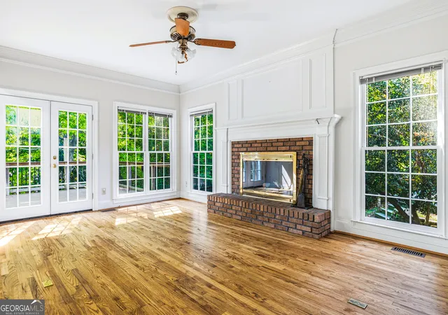 Photo 2 of Single family home for sale at 1664 Holly Lake Cir, Snellville, GA 30078 | MLS# 10721634 | Listing updated on 2026-09-12