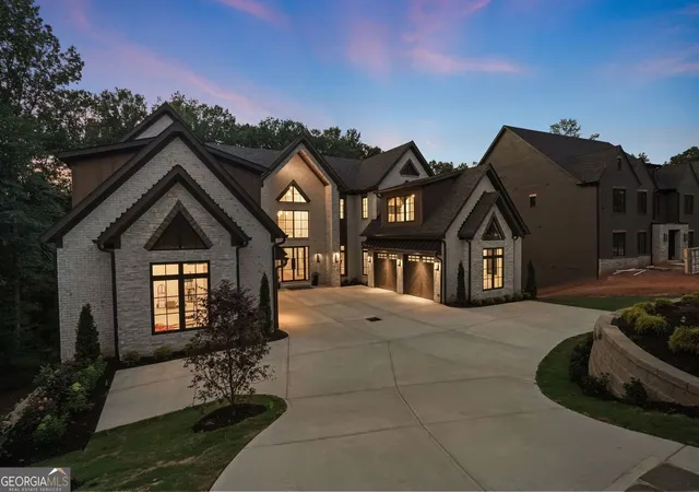 3rd image of 233 Traditions Dr, Alpharetta, GA 30004 | MLS# 10802441
