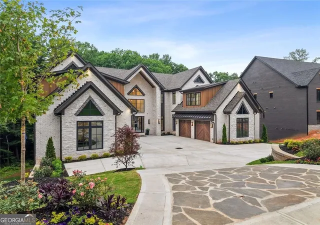 4th image of 233 Traditions Dr, Alpharetta, GA 30004 | MLS# 10802441