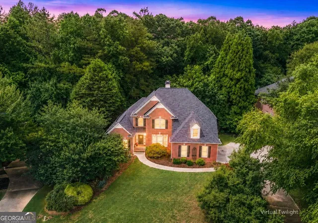 Photo 2 of Sale Pending at 707 Inverness Wy, Canton, GA 30115 | MLS# 10824932 | Listing updated on 2026-08-31