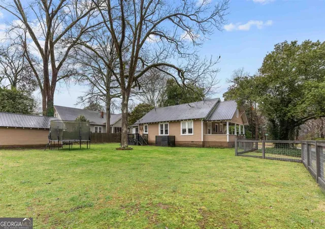 Homes for sale in Greensboro, GA | 318 W South St, Greensboro, GA 30642 | MLS# 10777874