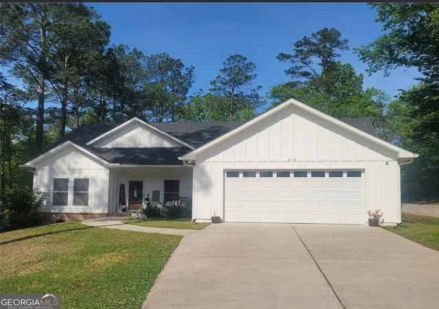 Homes for sale in Valley, AL | 210 Melody Lane, Valley, AL 36854 | MLS# 10798209