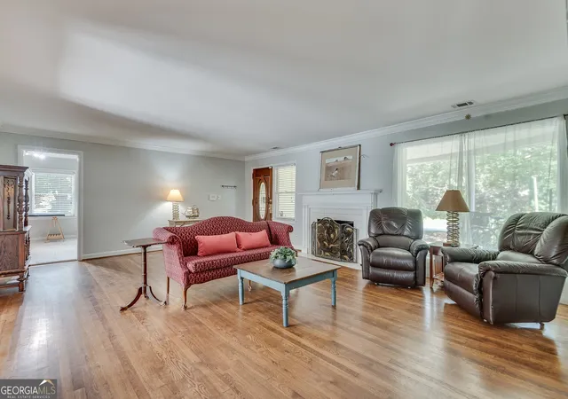 Listing Photo 5 - Condo for sale in building located at 1377 Scott Blvd, Decatur, GA 30030