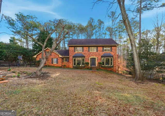 Photo 3 of Single family home for sale at 600 Branch Valley Ct, Roswell, GA 30076 | MLS# 10694288 | Listing updated on 2026-08-31