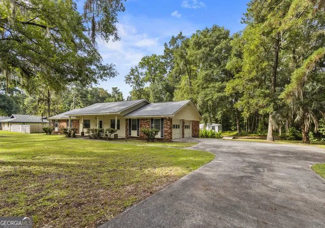 Photo 3 of Single family home for sale at 430 Martin Rd, Hinesville, GA 31313 | MLS# 10833460 | Listing updated on 2026-08-26