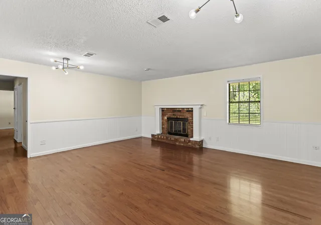 Photo 4 of Single family home for sale at 430 Martin Rd, Hinesville, GA 31313 | MLS# 10833460 | Listing updated on 2026-08-26