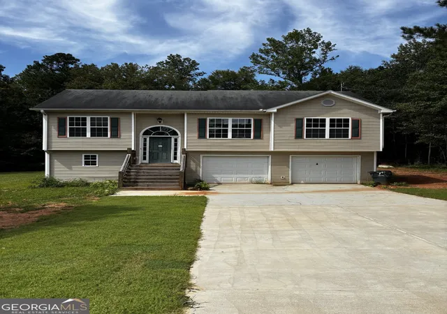 1st image of 142 Longstreet Cir, Oxford, GA 30054 | MLS# 10757567