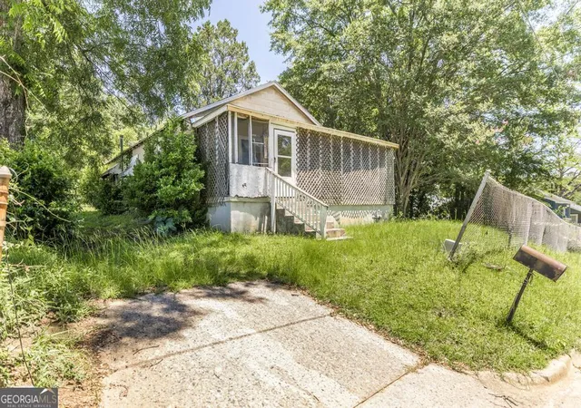 Photo 2 of Single family home for sale at 3045 Montpelier Pl, Macon, GA 31204 | MLS# 10603644 | Listing updated on 2026-07-02