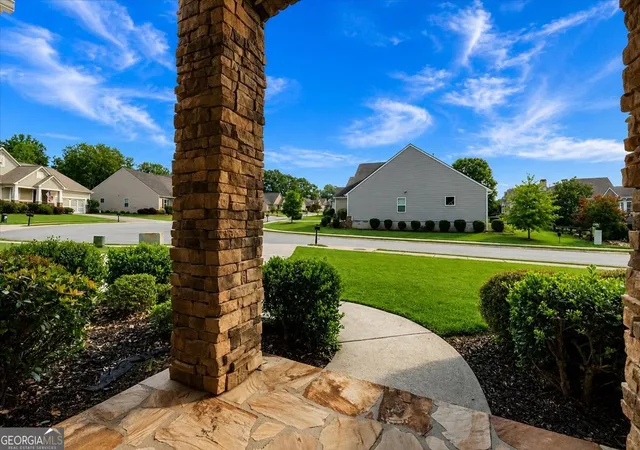 Photo 3 of Single family home for sale at 1067 Creekwood Cir, Madison, GA 30650 | MLS# 10815602 | Listing updated on 2026-09-08