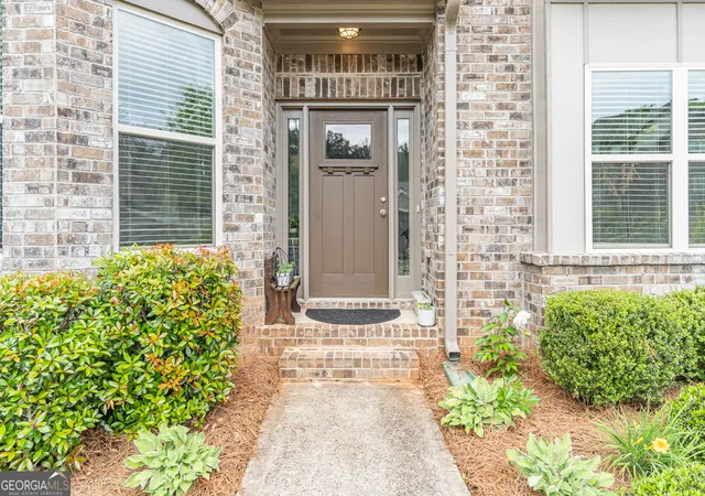 4th image of 3948 Two Bridge Dr, Buford, GA 30518 | MLS# 10761475