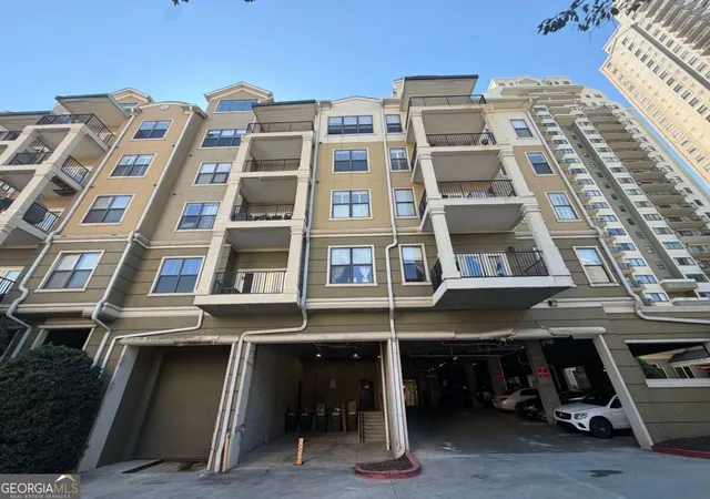 Photo 1 of Condo for sale at 799 Hammond Dr #117, Sandy Springs, GA 30328 | MLS# 10877321 | Listing updated on 2026-10-29