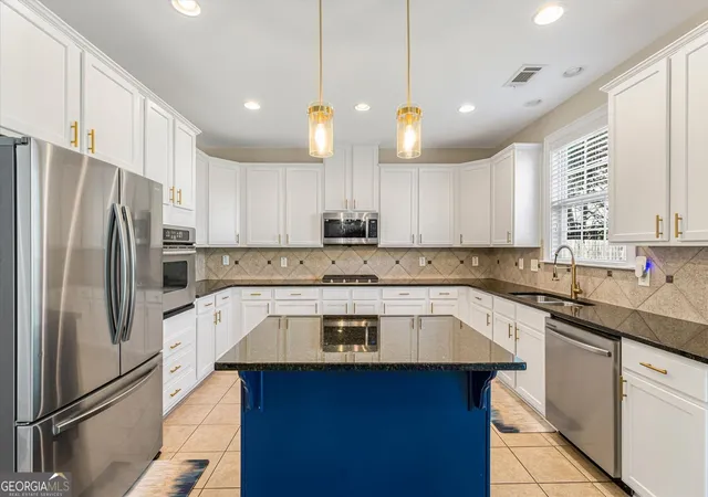 Photo 2 of Single family home for sale at 3676 Bridge Walk Dr, Lawrenceville, GA 30044 | MLS# 10830729 | Listing updated on 2026-09-04