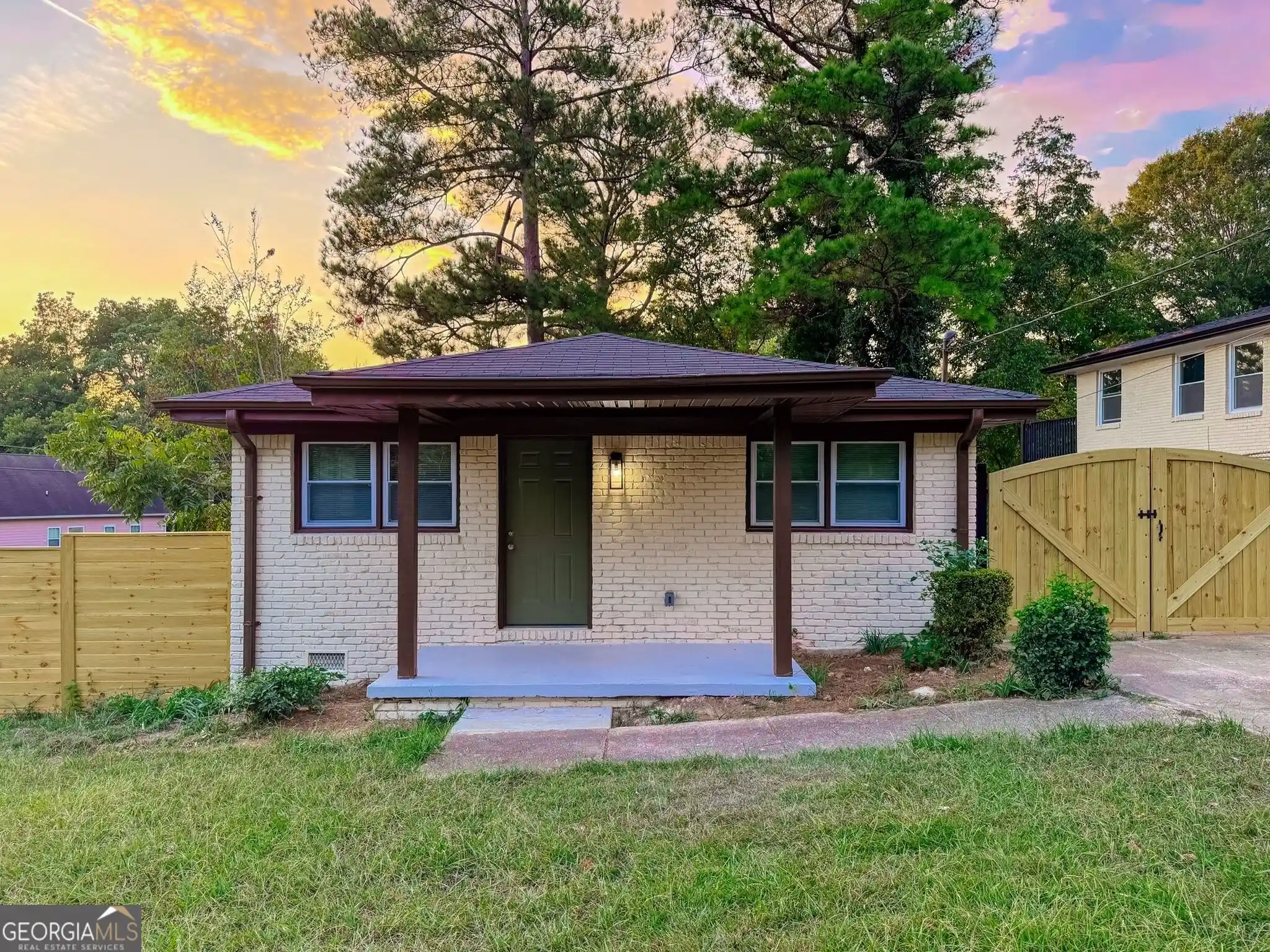 Photo 1 of Single family home for sale at 366 Illinois Ave Nw, Atlanta, GA 30314 | MLS# 10849978 | Listing updated on 2026-10-16