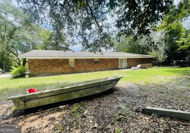 3rd image of 146 Evergreen St, Jesup, GA 31546 | MLS# 10825922