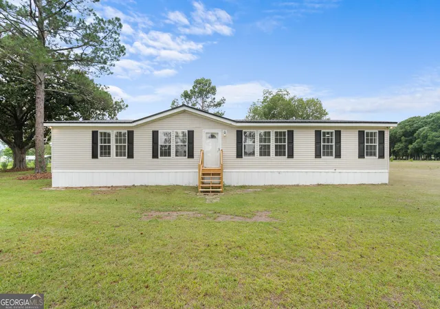 Homes for sale in Collins, GA | 703 Dave Callaway Rd, Collins, GA 30421 | MLS# 10801569