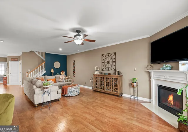 Photo 4 of Townhouse for sale at 967 Cambron Commons Tr, Suwanee, GA 30024 | MLS# 10835854 | Listing updated on 2026-09-12