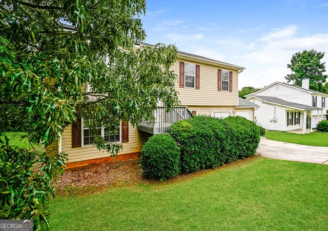 Photo 2 of Single family home for sale at 6155 Raleigh Oaks Ct, Lithonia, GA 30058 | MLS# 10801516 | Listing updated on 2026-09-21
