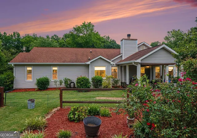 Photo 3 of Single family home for sale at 90 Dailey Walk, Mcdonough, GA 30253 | MLS# 10801844 | Listing updated on 2026-07-23