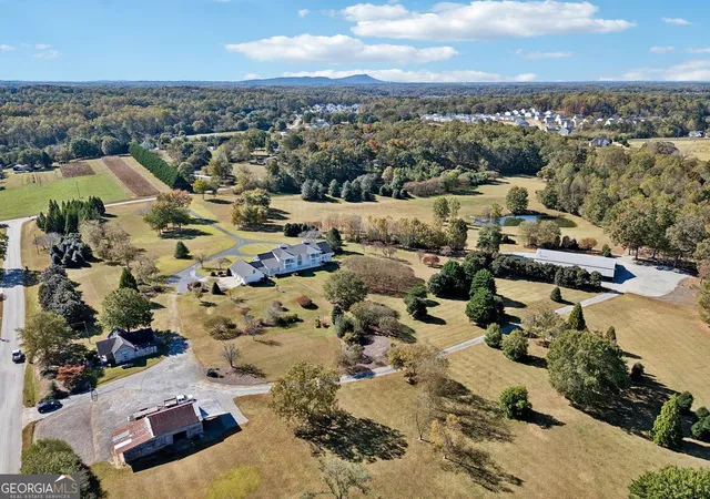 5th image of 1706 Blacks Mill Rd, Dawsonville, GA 30534 | MLS# 10797877