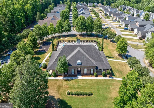 Photo 2 of Townhouse for sale at 1453 Lincoln Dr, Bogart, GA 30622 | MLS# 10831858 | Listing updated on 2026-09-07