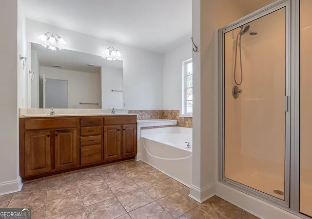 Photo 43 of Townhouse for sale at 1453 Lincoln Dr, Bogart, GA 30622 | MLS# 10831858 | Listing updated on 2026-09-07