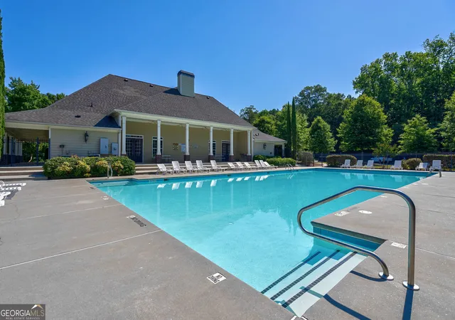 Photo 3 of Townhouse for sale at 1453 Lincoln Dr, Bogart, GA 30622 | MLS# 10831858 | Listing updated on 2026-09-07