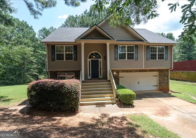 Photo 1 of Single family home for sale at 413 Tori Dr, Winder, GA 30680 | MLS# 10825486 | Listing updated on 2026-09-18