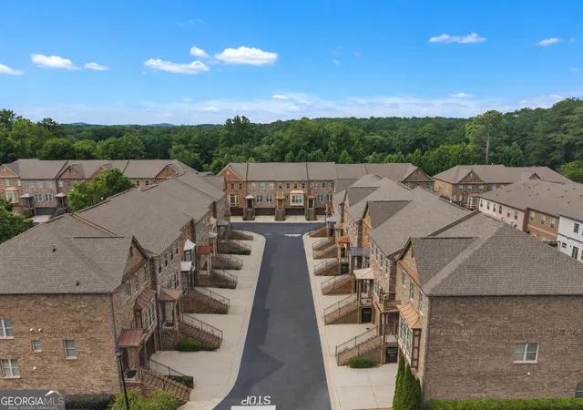 2nd image of 1109 Willow Field Dr, Marietta, GA 30067 | MLS# 10805058