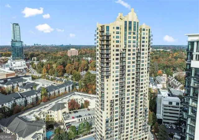 Homes for sale in Atlanta, GA | 3481 Lakeside Dr Ne #2905, Atlanta, GA 30326 | MLS# 10719611