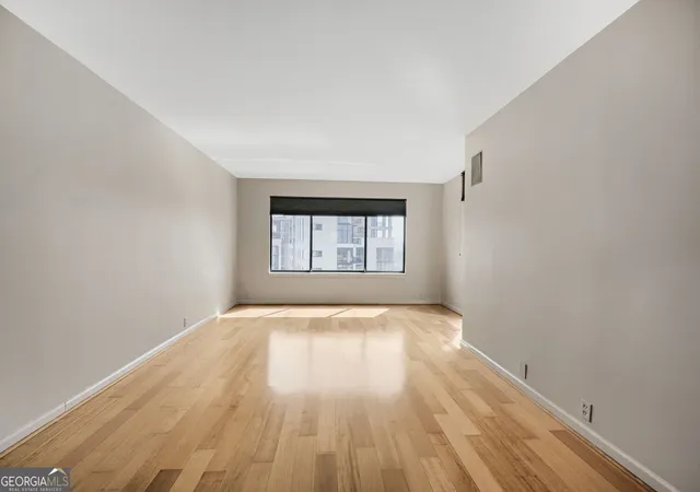 Homes for sale in Atlanta, GA | 3481 Lakeside Dr Ne #2905, Atlanta, GA 30326 | MLS# 10719611