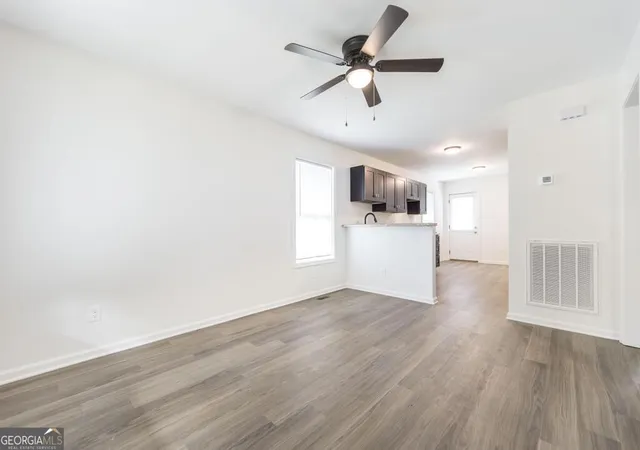 Photo 3 of Single family home for sale at 180 Ward St, Macon, GA 31204 | MLS# 10832839 | Listing updated on 2026-09-08