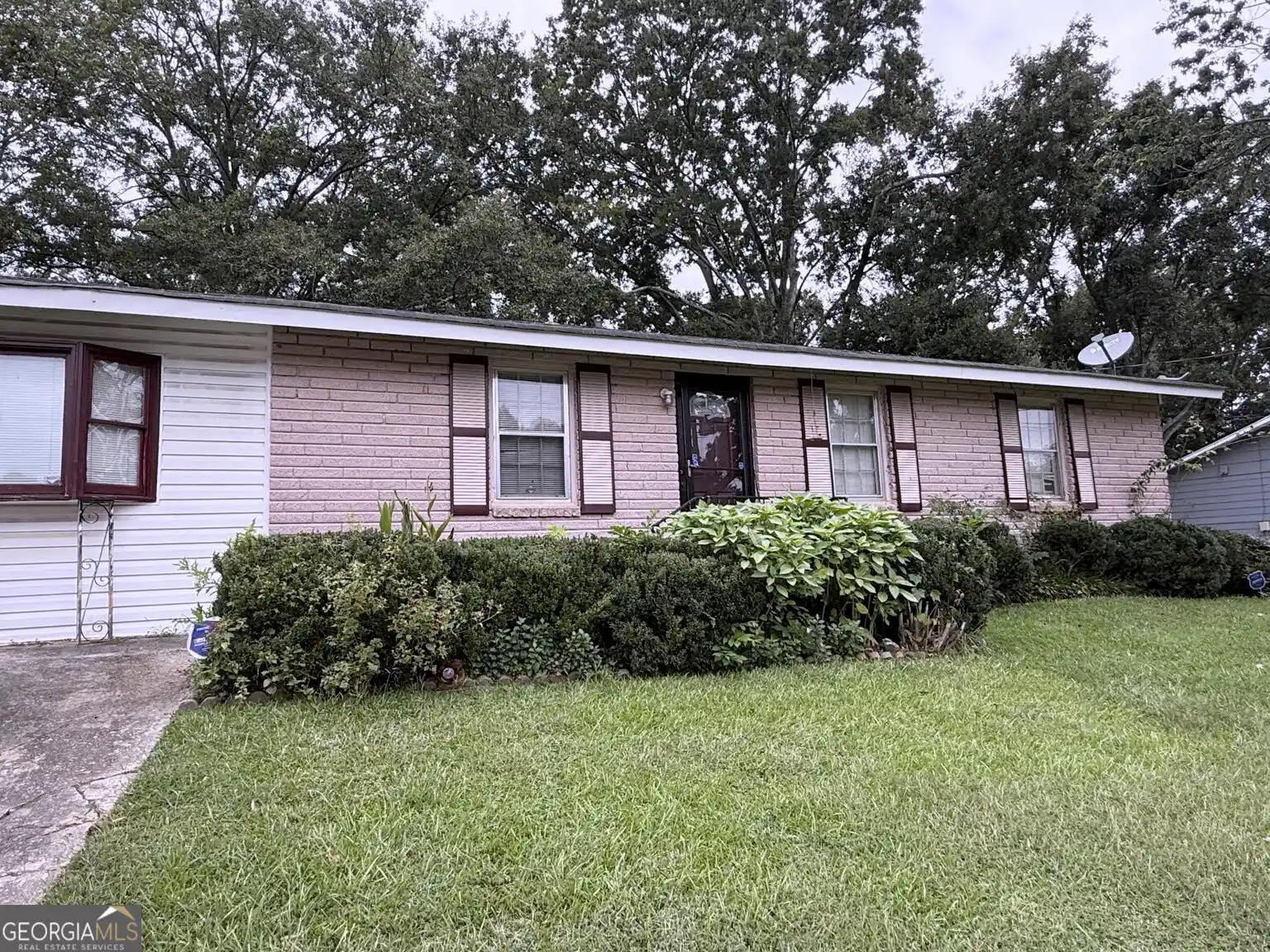 Photo 1 of Single family home for sale at 6779 Valley Hl Ct, Riverdale, GA 30274 | MLS# 10854524 | Listing updated on 2026-10-12