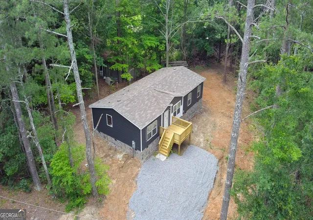 Photo 3 of Manufactured home for sale at 25 Lewis Barrett Blvd, Rome, GA 30161 | MLS# 10831956 | Listing updated on 2026-09-07