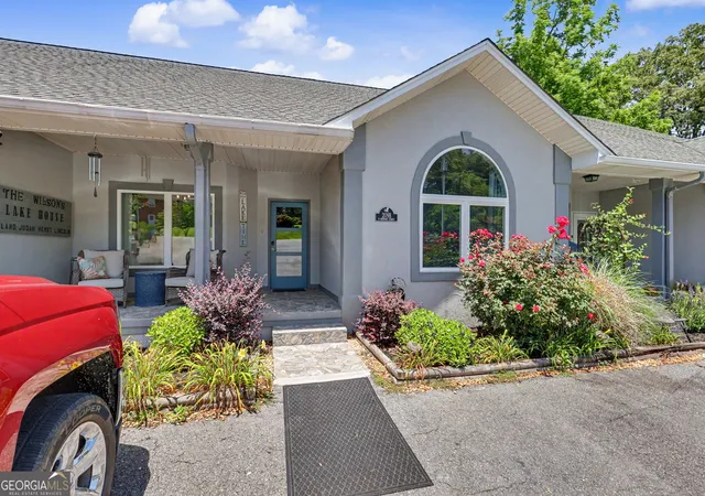 3rd image of 209 N Berrong St #B, Hiawassee, GA 30546 | MLS# 10803887