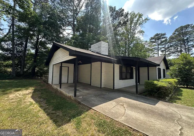 Photo 3 of Single family home for sale at 9182 Bent Pine Ct Ne, Covington, GA 30014 | MLS# 10743046 | Listing updated on 2026-09-11