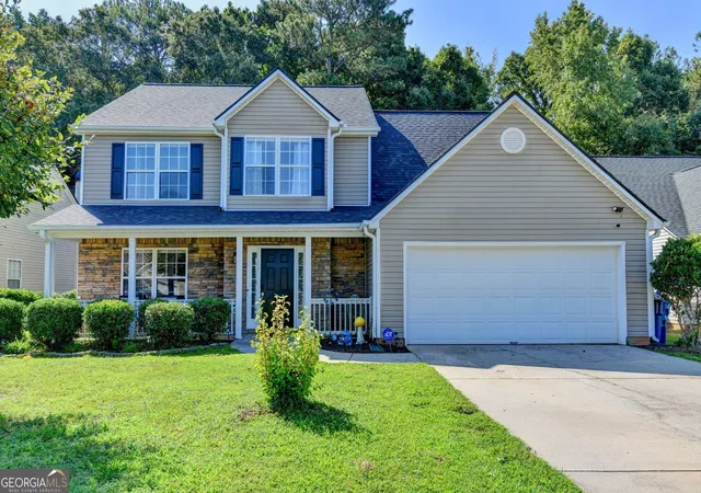 1st image of 290 Lake Valley Dr Sw, Loganville, GA 30052 | MLS# 10827995