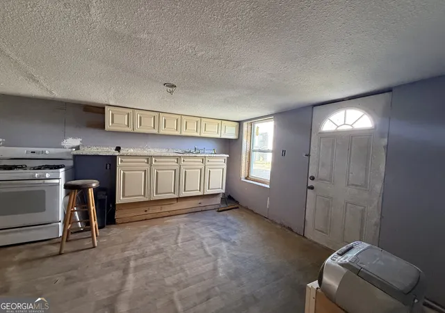 2nd image of 417 N Wilkinson St, Milledgeville, GA 31061 | MLS# 10812592