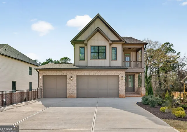 2nd image of 3265 Hilltop Cir, Marietta, GA 30066 | MLS# 10762781