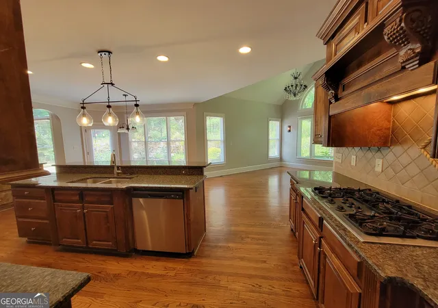 Photo 3 of Single family home for sale at 5840 Cool Springs Dr, Cumming, GA 30040 | MLS# 10815989 | Listing updated on 2026-10-03