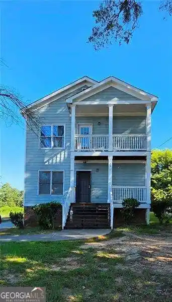 Listing Photo 1 - Condo for sale in 2065 Mill King Jr Dr NW located at 2065 Mill King Jr Dr NW, Atlanta, GA 30310 - Unit 2065 Ml King Jr Dr NW