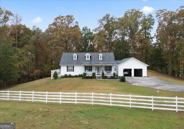 Photo 1 of Single family home for sale at 871 Robinson Rd, Chatsworth, GA 30705 | MLS# 10721344 | Listing updated on 2026-08-12