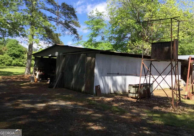 Photo 4 of Single family home for sale at 1623 Highway 54 W, Fayetteville, GA 30214 | MLS# 10662852 | Listing updated on 2026-10-15