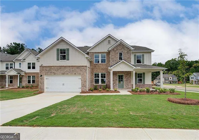 Photo 1 of Sale Pending at 270 Linford Dr, Locust Grove, GA 30248 | MLS# 10806634 | Listing updated on 2026-09-14