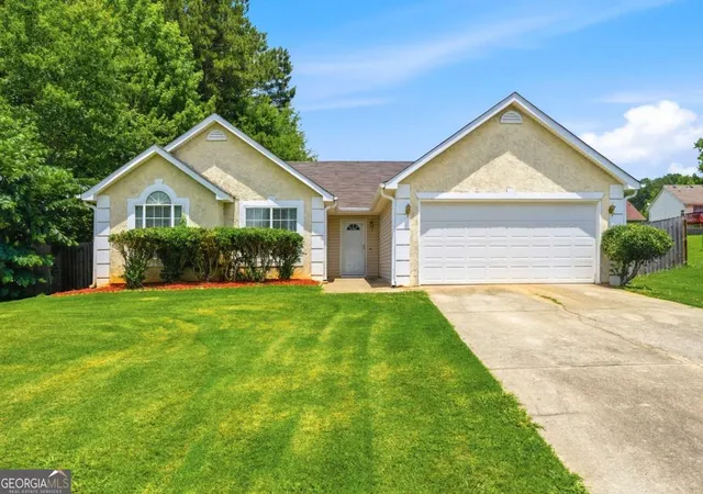 Photo 1 of Single family home for sale at 10586 Aspenwood Ct, Jonesboro, GA 30238 | MLS# 10779129 | Listing updated on 2026-09-18