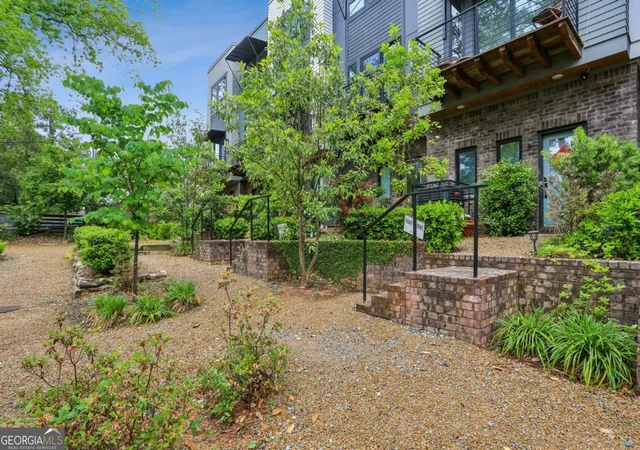 Photo 2 of Townhouse for sale at 2199 Lenox Rd Ne #11, Atlanta, GA 30324 | MLS# 10802717 | Listing updated on 2026-09-14