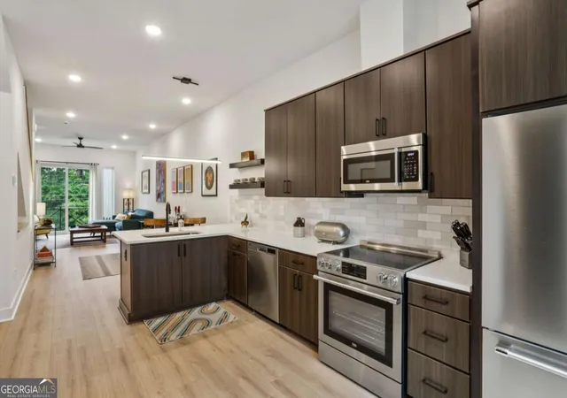 Photo 3 of Townhouse for sale at 2199 Lenox Rd Ne #11, Atlanta, GA 30324 | MLS# 10802717 | Listing updated on 2026-10-22