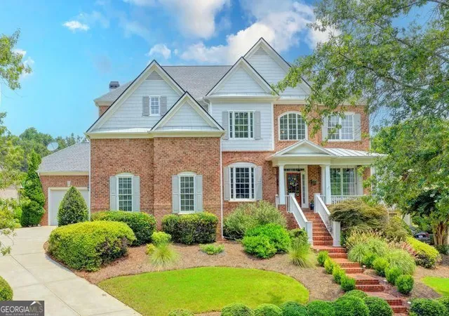 Photo 4 of Single family home for sale at 4825 Meadow Park Ln, Suwanee, GA 30024 | MLS# 10816825 | Listing updated on 2026-09-28