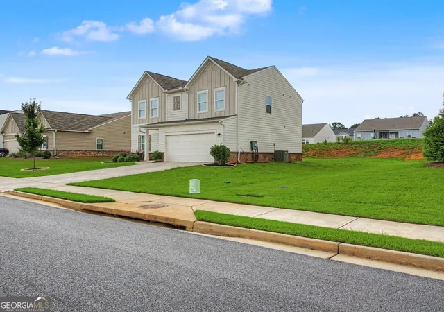2nd image of 409 Matera Dr Nw, Cartersville, GA 30120 | MLS# 10816085