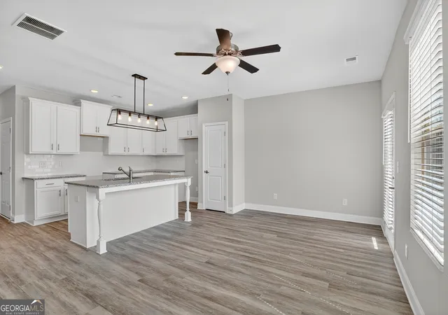 Photo 4 of Townhouse for sale at 3404 Ripple Loop #130, Atlanta, GA 30349 | MLS# 10793956 | Listing updated on 2026-08-14